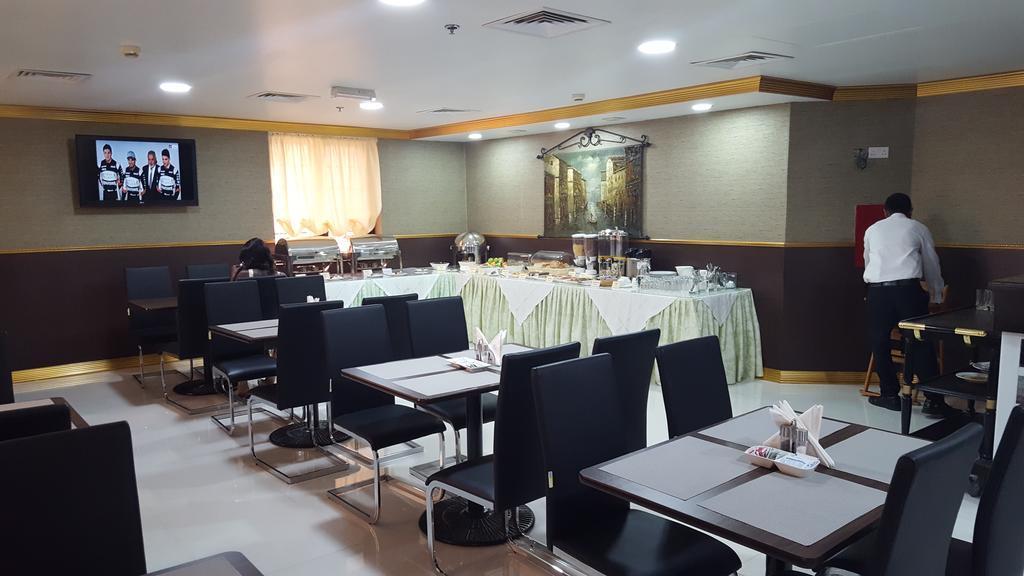 Oyo367尤里卡酒店 迪拜 外观 照片